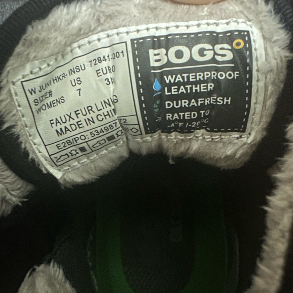 Bogs Women’s boots Like New size 7 - Picture 6 of 9
